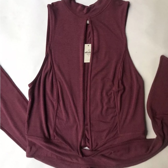 Free People Intimately Mock Neck Split Front Tie Cami - Wine/Bordeaux Size Large - Picture 4 of 16